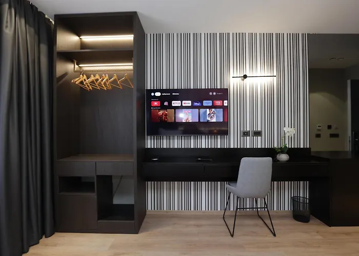 מלון Gremmy Boutique 4*