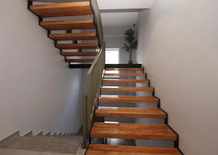 מלון Gremmy Boutique 4*