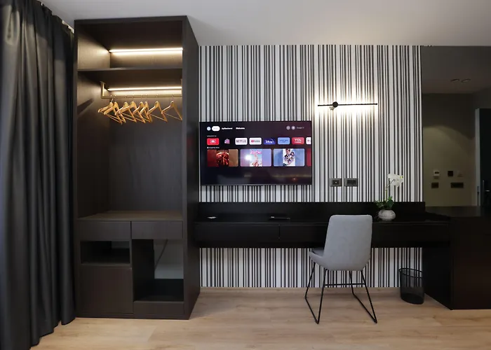 Gremmy Boutique מלון 4*