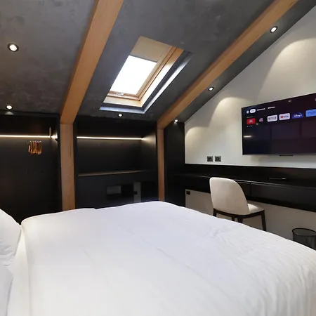 酒店 Gremmy Boutique 地拉那